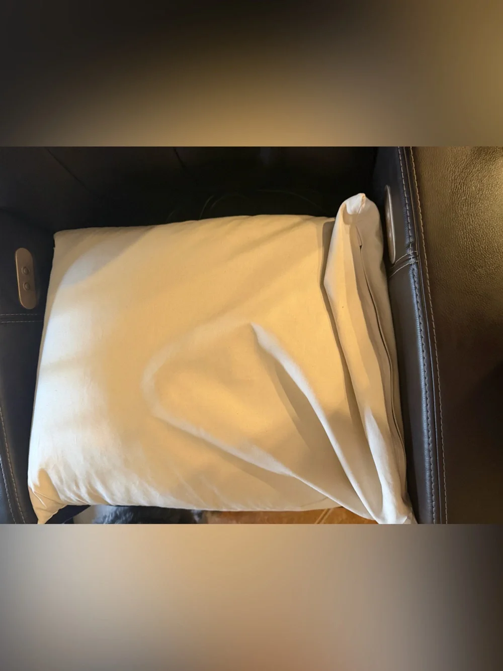 Hullo Buckwheat filled pillow 20”x26” standard size pillow